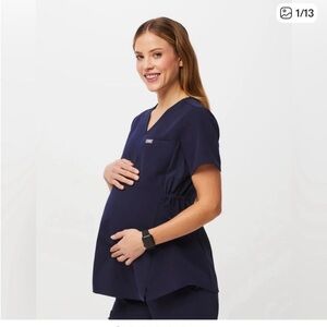 Figs Octavia Maternity Scrub Top in Navy Medium